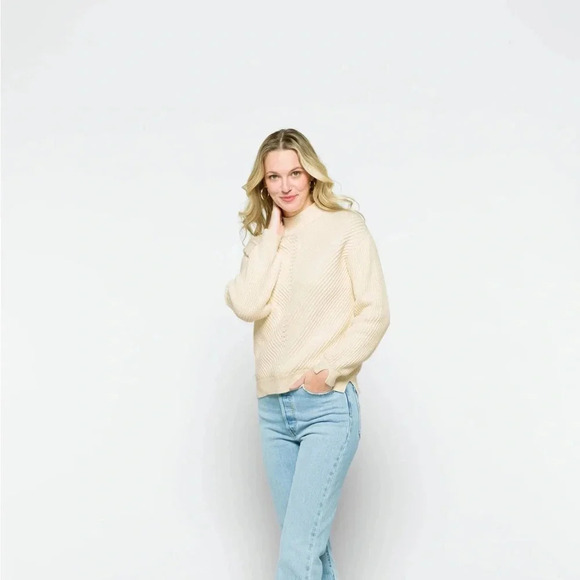 NWT Marine Layer Skylar Turtleneck Ivory Sweater - Picture 3 of 9